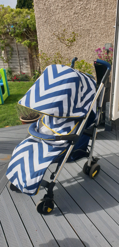 my babiie blue chevron footmuff